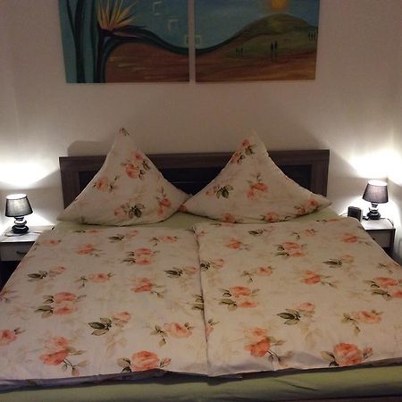 Ferienwohnung In Fuhlenbrock Bottrop Bagian luar foto
