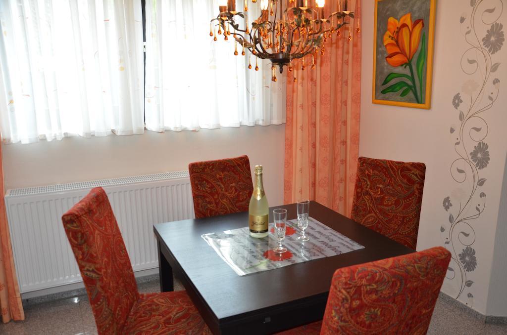 Ferienwohnung In Fuhlenbrock Bottrop Ruang foto
